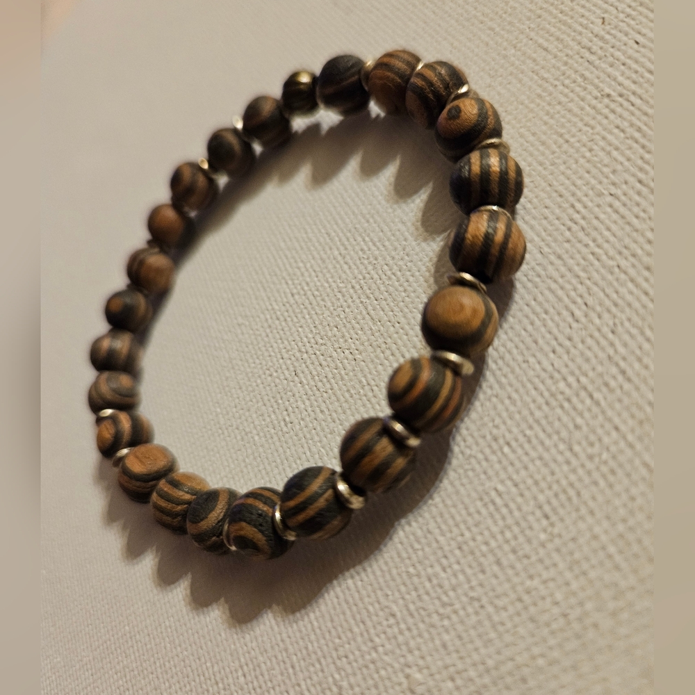 COPY - Unique HANDMADE Natural AmberWood Beaded Stretch Bracelet - Picture 2 of 5
